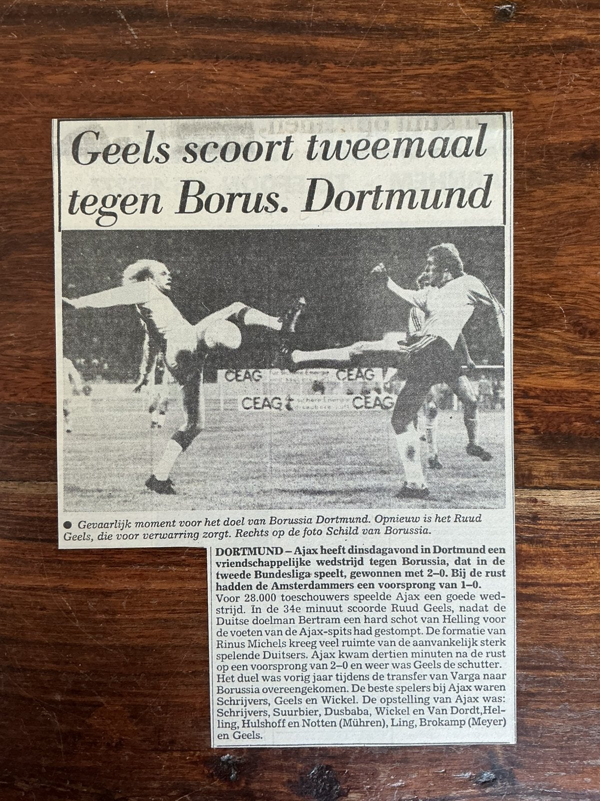 Voetbal krantenartikel Borussia Dortmund Ajax september 1975, Ophalen of Verzenden, Knipsel(s)