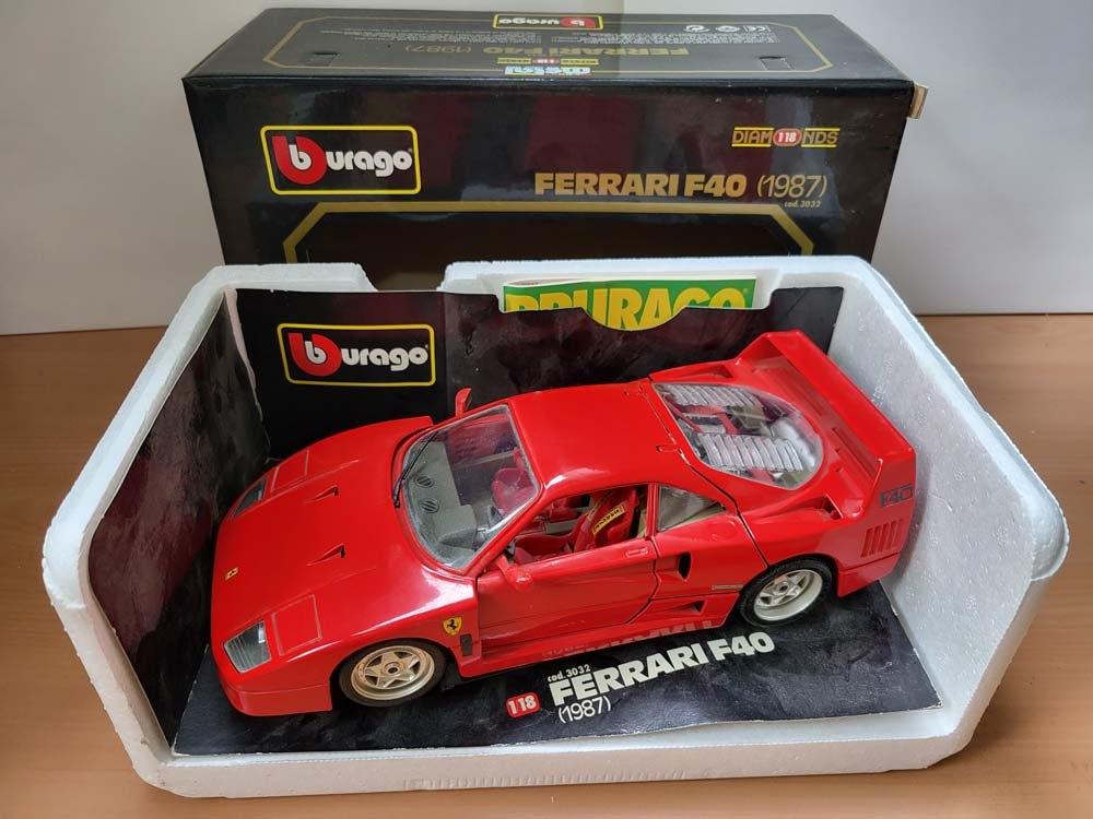 Burago Ferrari F40 1:18 incl doos, Hobby en Vrije tijd, Modelauto's | 1:18, Ophalen of Verzenden, Zo goed als nieuw, Auto, Bburago