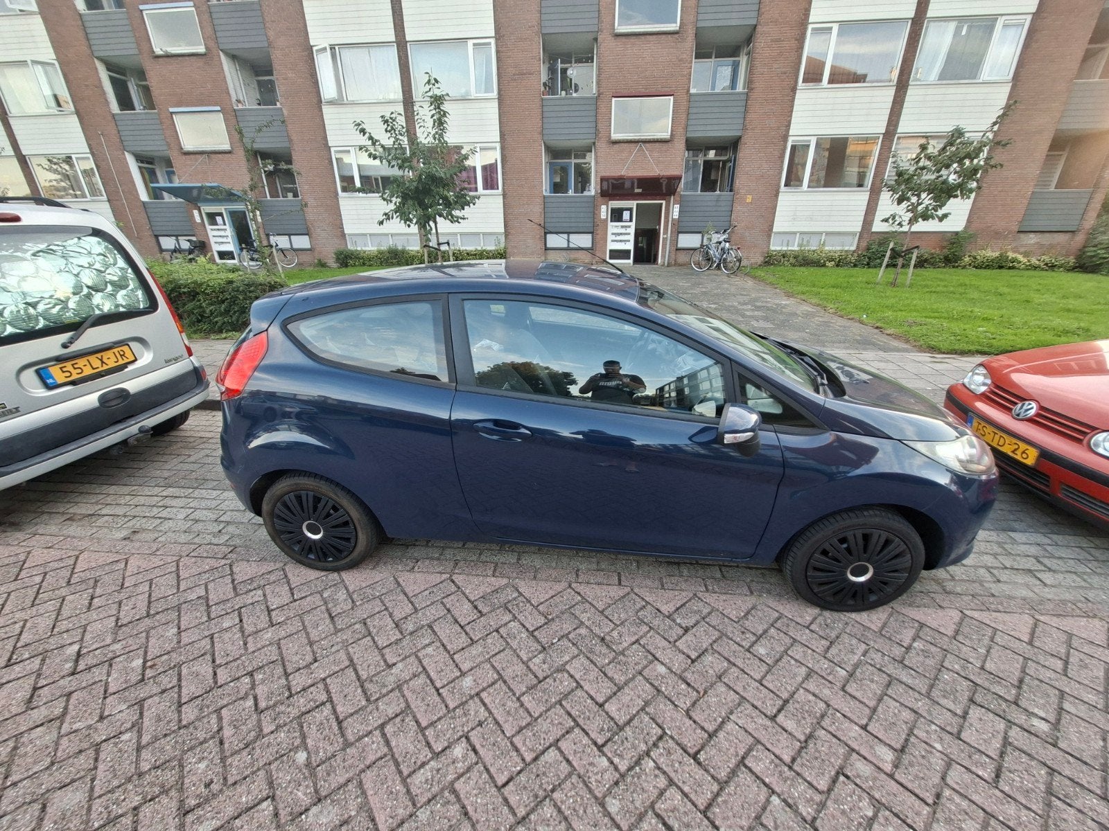 Foto 6 van Ford Fiësta 1.25 44KW 3DR 2010 Blauw
