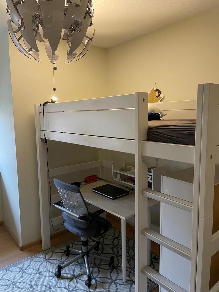 Witte Lifetime hoogslaper / halfhoogslaper / laag bed, Kinderen en Baby's, Kinderkamer | Stapelbedden en Hoogslapers, Ophalen