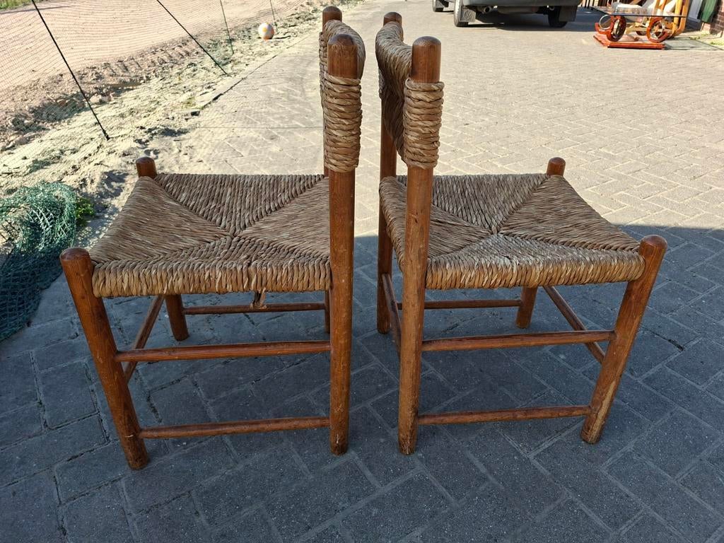 2 vintage Charlotte Perriand Dordogne grenen/biezen stoelen, Ophalen
