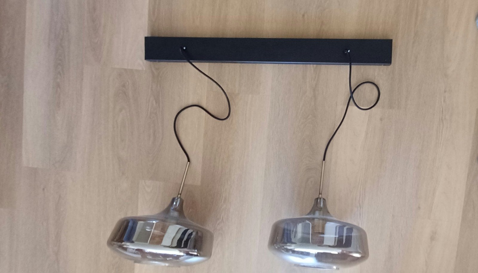 Moderne hanglamp met 2 glazen kappen, Ophalen, Nieuw, E27 (groot), Glas