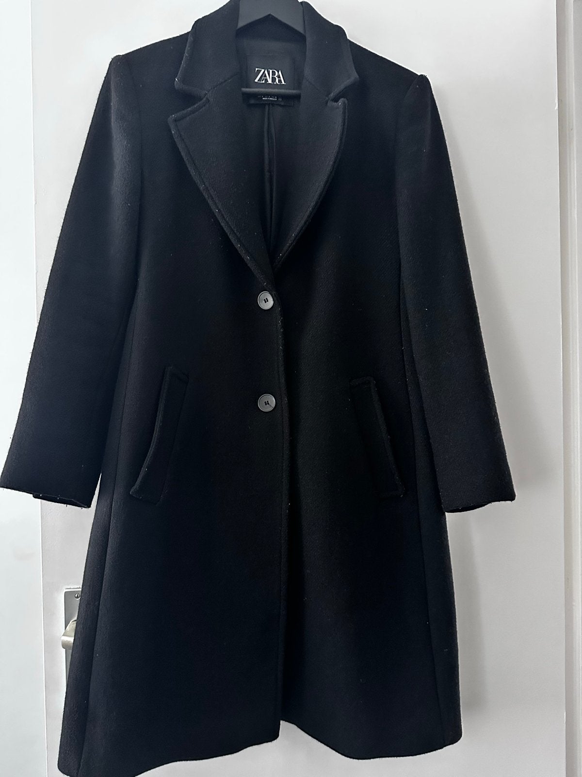 Zwarte Zara wollen jas maat M, Kleding | Dames, Ophalen of Verzenden, Zo goed als nieuw, Maat 38/40 (M), Zwart
