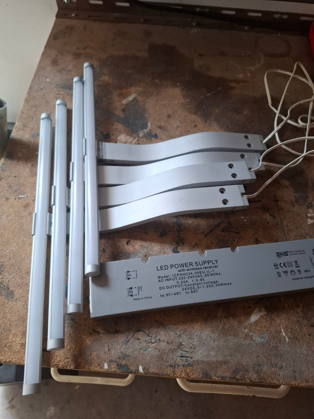 4x IKEA Maglehult kastverlichting met LED power supply, Ophalen, IKEA, Zo goed als nieuw, Met schakelaar