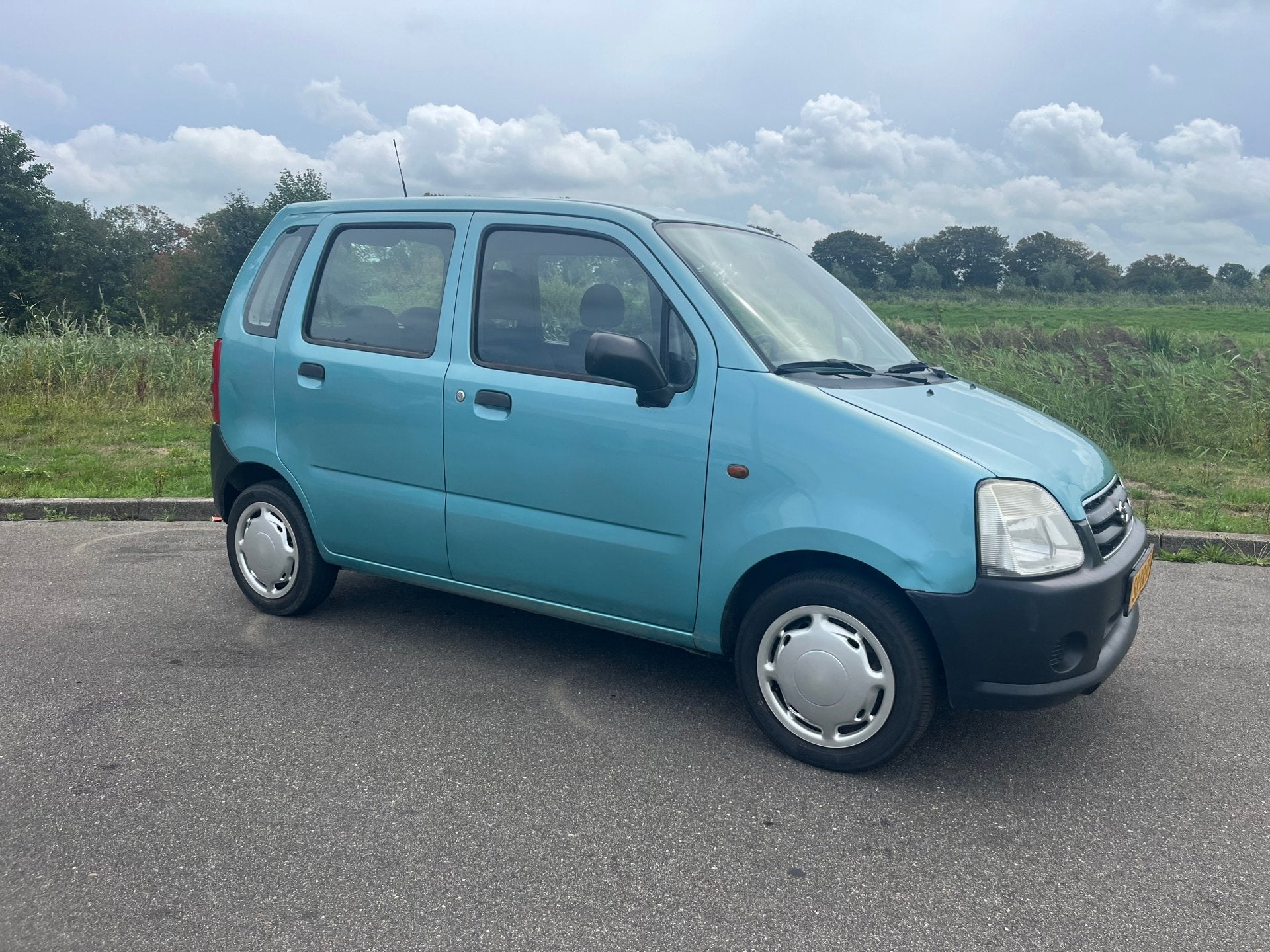 Suzuki Wagon R+ 1.0 Base, Auto's, Voorwielaandrijving, Gebruikt, 31 €/maand, Origineel Nederlands
