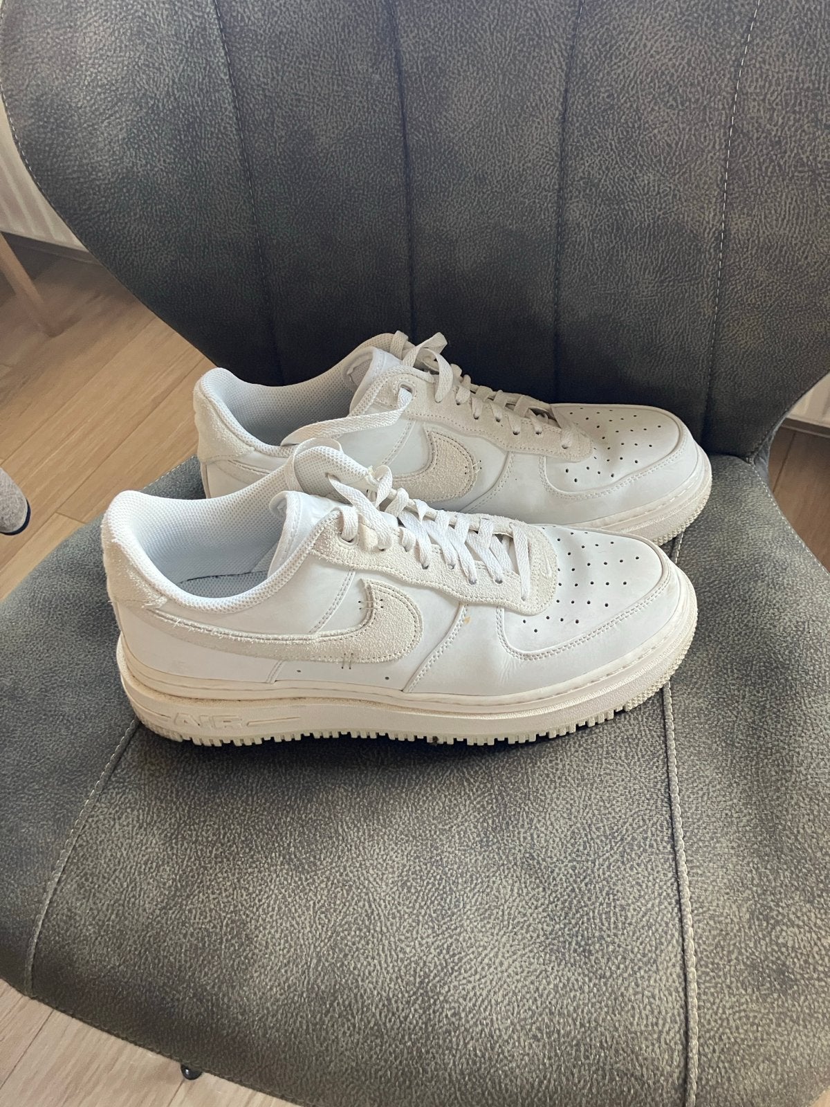 Nike Air Force 1 luxe Wit - Maat 46, Kleding | Heren, Wit, Nieuw, Ophalen of Verzenden, Sneakers of Gympen