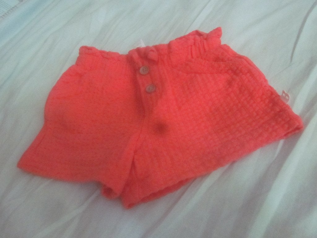 Mooi nieuw koraalrood kort broekje Obaibi maat 56/62, Broekje, Meisje, Nieuw, Ophalen of Verzenden