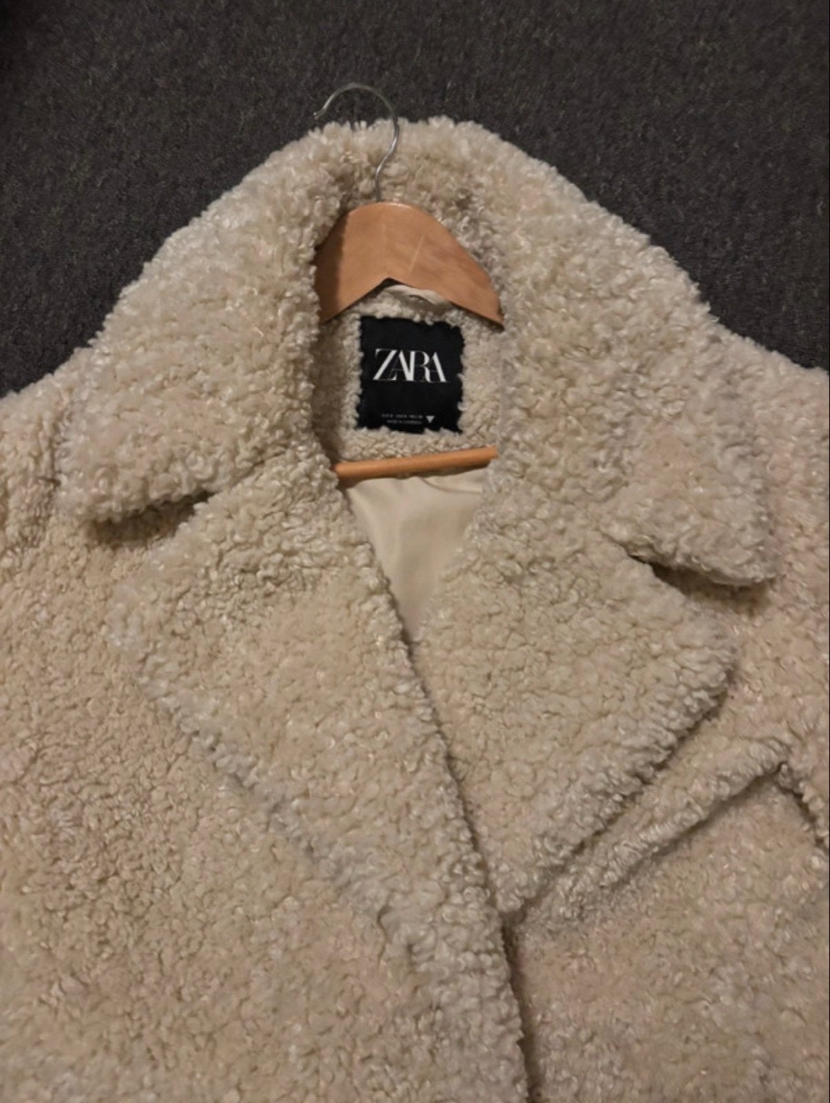 Zara Teddy Jas - Crème/Beige, Kleding | Dames, Ophalen of Verzenden, Zo goed als nieuw, Maat 38/40 (M), Beige