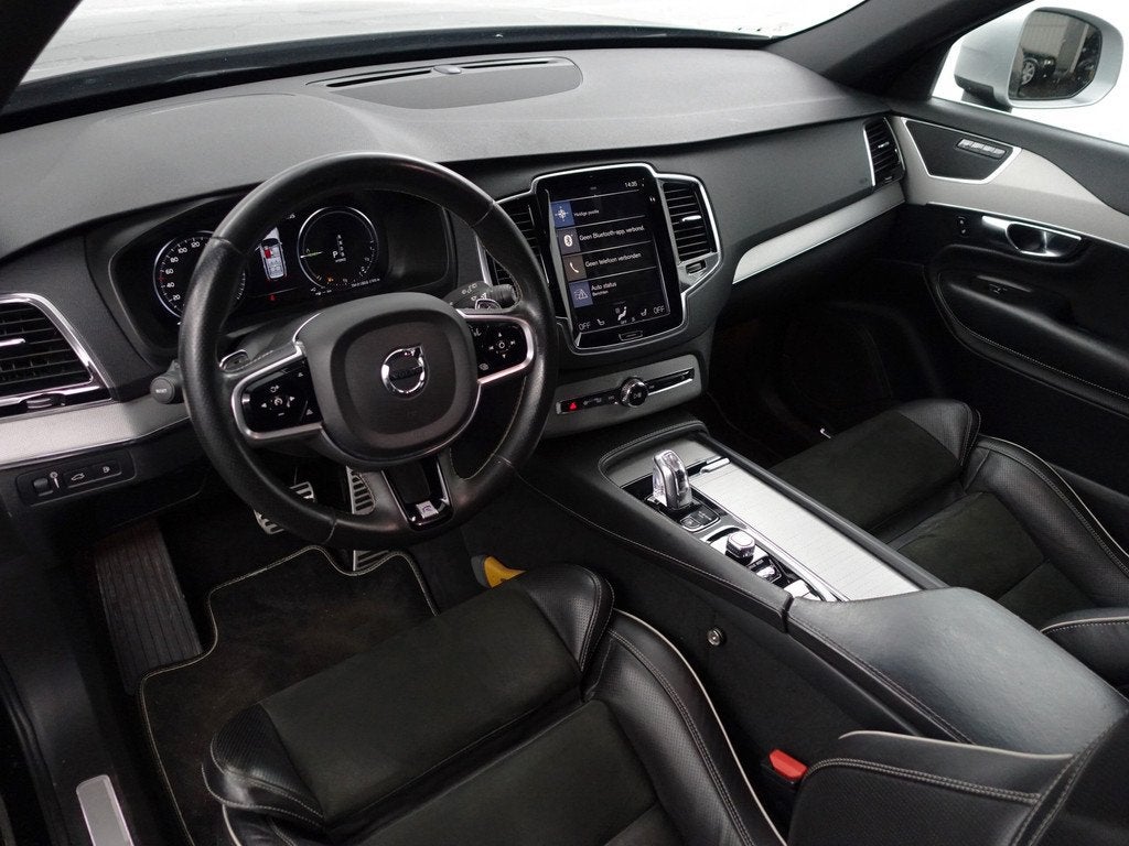 Volvo XC90 2.0 T8 Twin Engine AWD R-Design- 7 Pers, Panorama, Auto's, Volvo, Gebruikt, 320 pk, 7 stoelen, Zwart