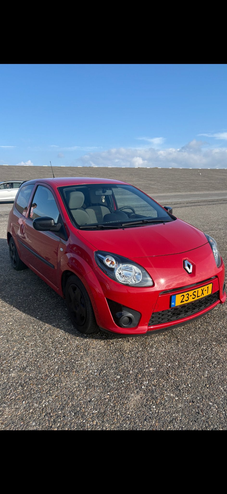 Renault Twingo 1.2 16V 2011 Rood, 839 kg, Twingo, 74 pk, 4 cilinders