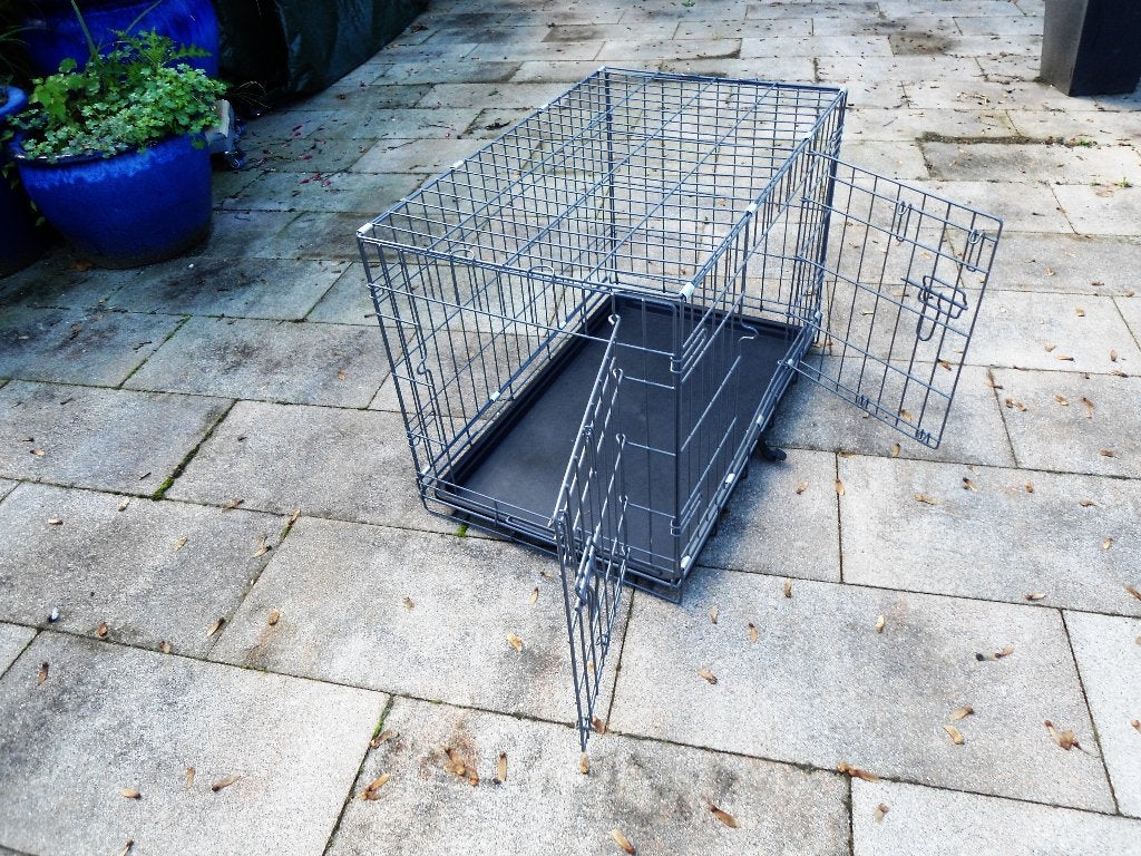 zware kwaliteit grijze bench met 2 deurtjes, Ophalen, Zo goed als nieuw