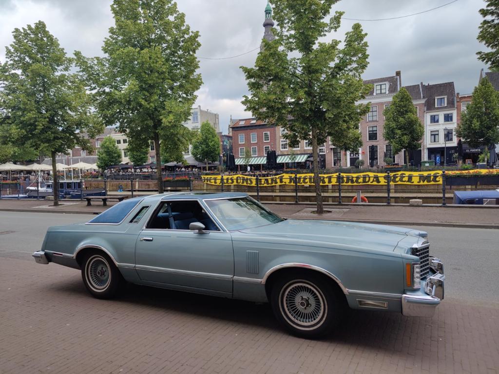 Amerikaanse oldtimer te huur voor Gala, Met chauffeur