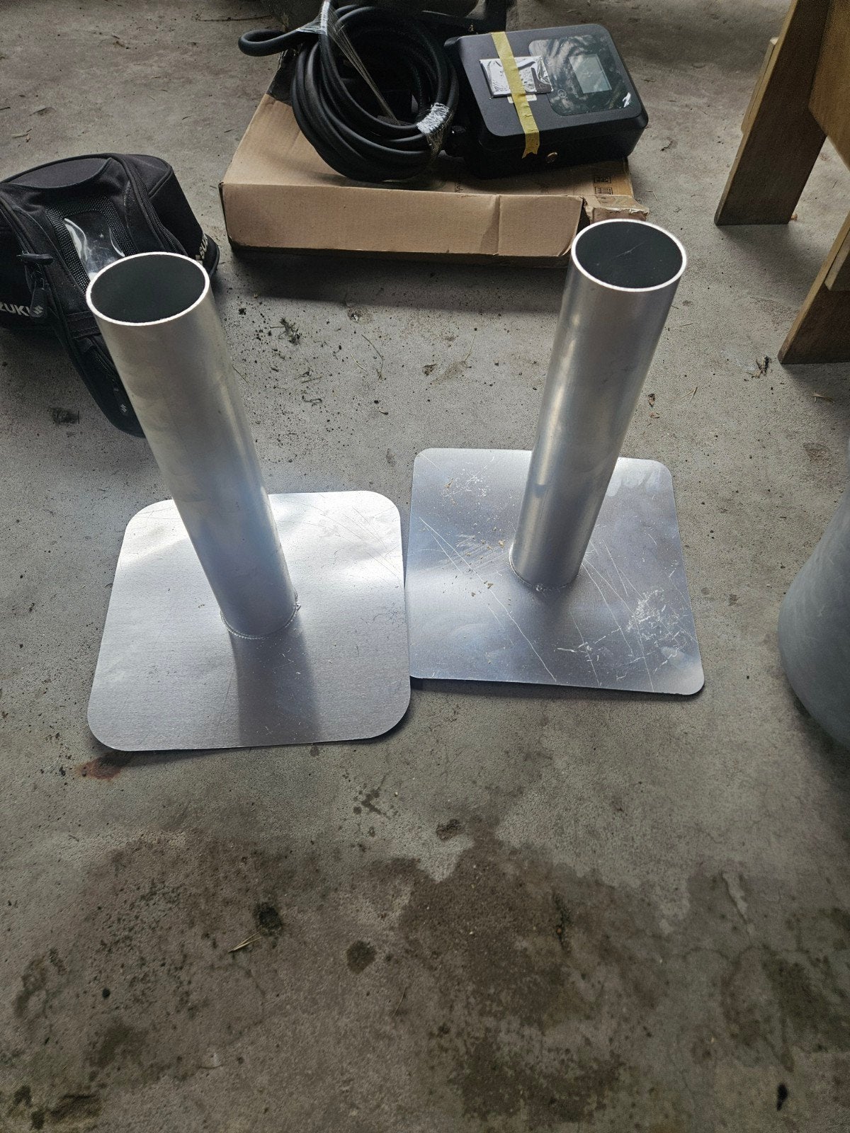2st Aluminium plakplaat /onderuitloop / steekstuk / dakdoorv, Ophalen of Verzenden, Gebruikt, Aluminium