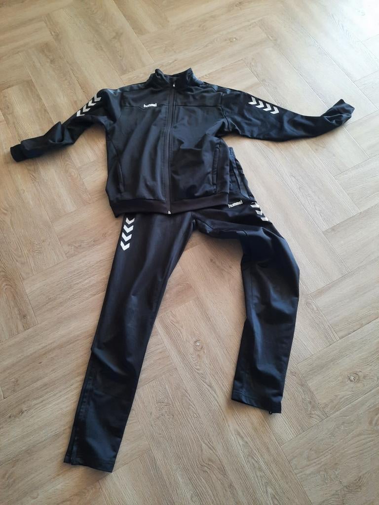 Hummel trainingspak maat 164 - Zwart sportpak, Ophalen, Gebruikt, Jongen of Meisje, Setje