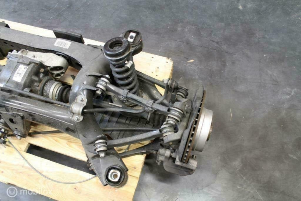 Ophanging rechts achter compleet BMW 4 serie F32 F33 F36 F82, Auto-onderdelen