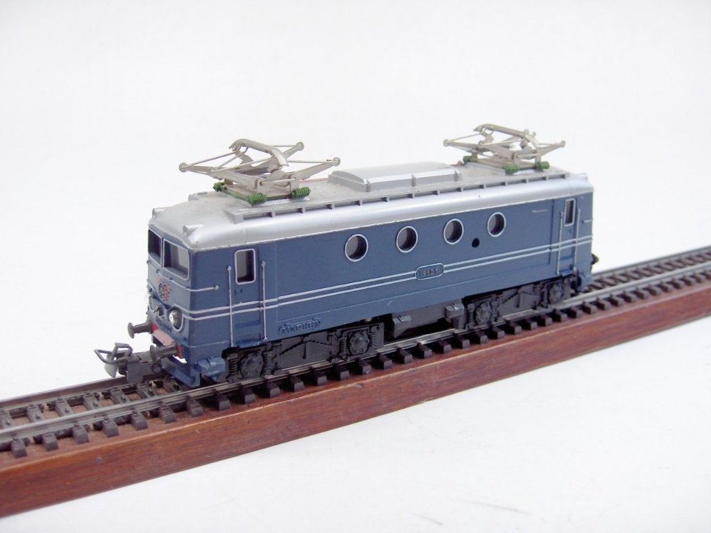 Marklin 3013, Wisselstroom, Locomotief, Verzenden, Analoog