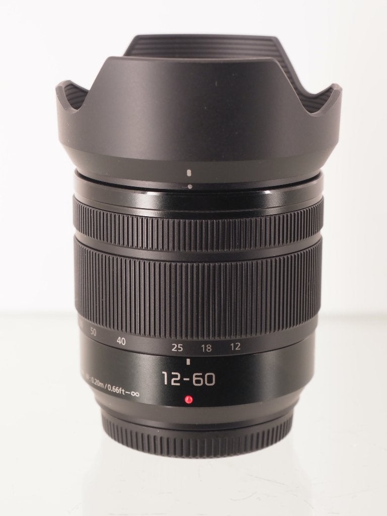 NOG NIEUWE Panasonic LUMIX 12-60mm 3.5-5.6 OIS (NR.2), Ophalen of Verzenden, Zo goed als nieuw, Standaardlens, Zoom