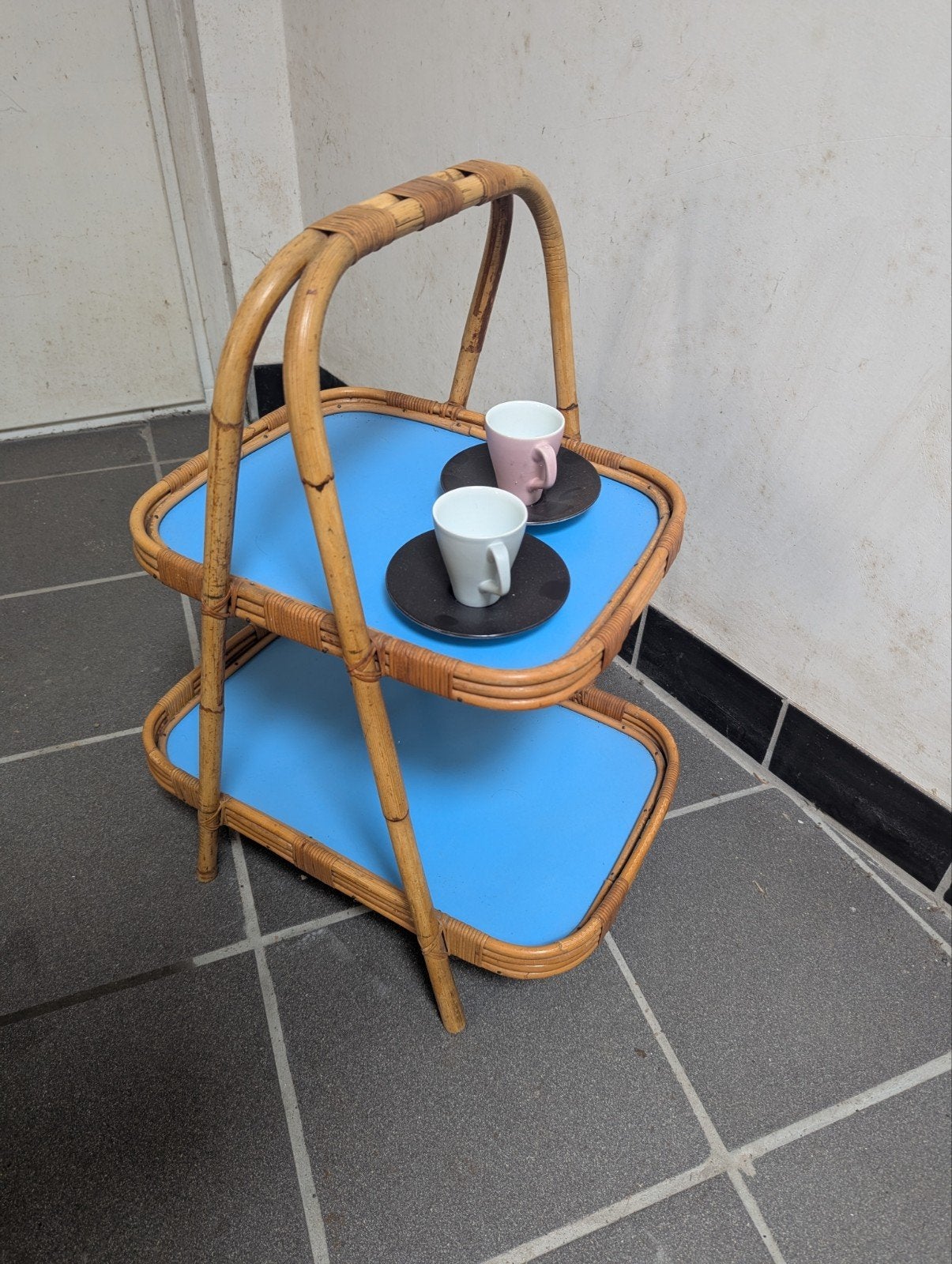 Vintage Jaren '50/'60 Rotan Etagère met Formica Bladen, Ophalen