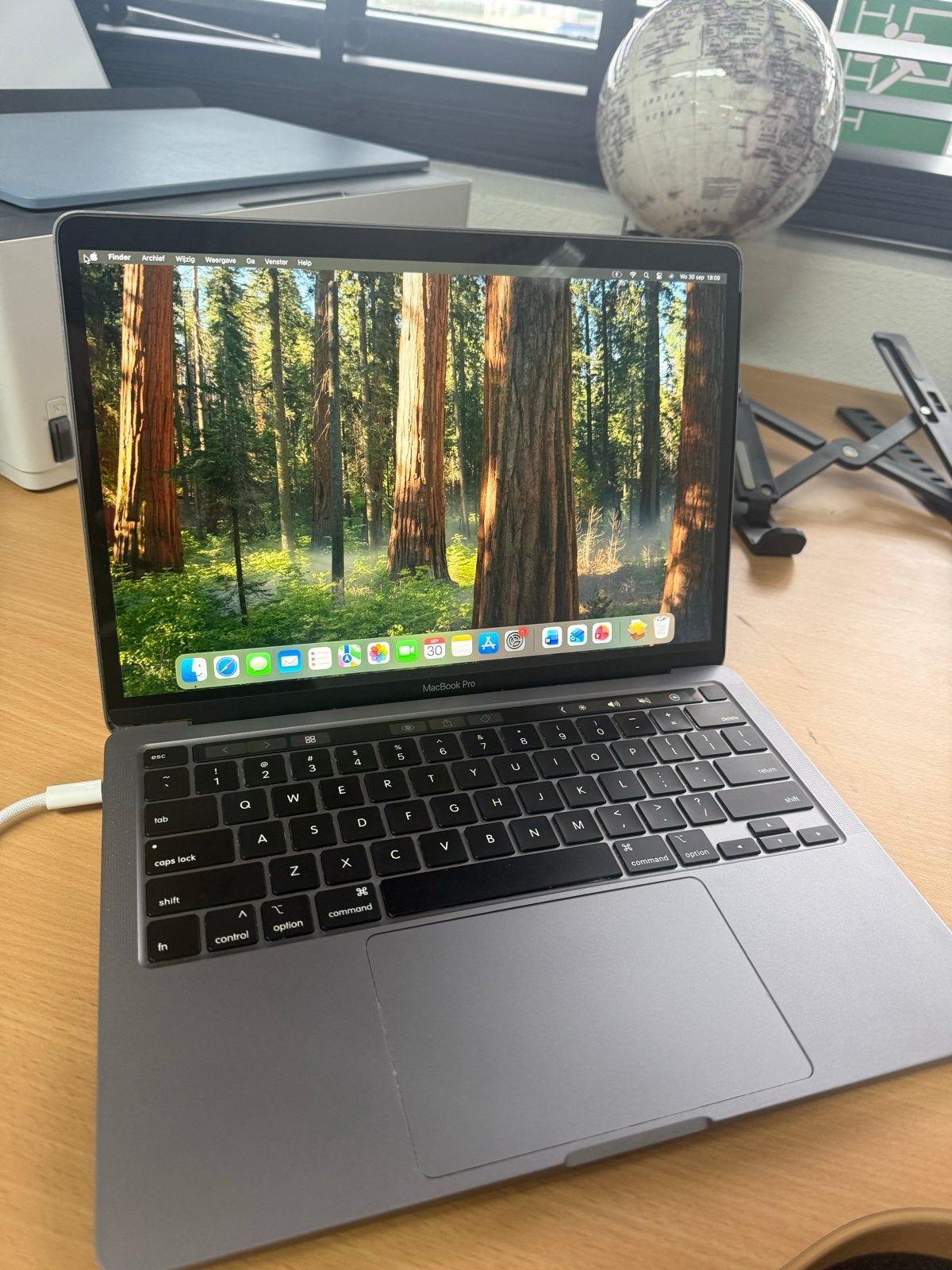 MacBook Pro 13 inch (2020) Touchbar - 16GB RAM, 1TB opslag, MacBook Pro, 1 TB of meer, Gebruikt, 2 tot 3 Ghz