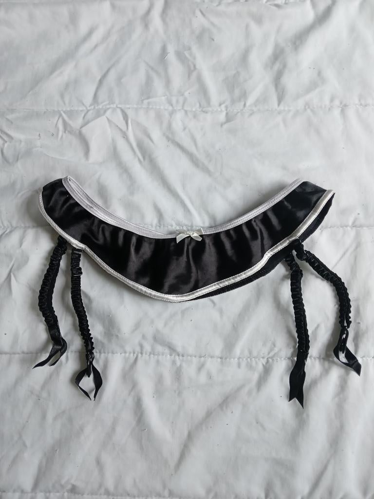 Hunkemöller jarretelgordel satijn zwart maat M, Hunkemöller, Ophalen of Verzenden, Zwart, Overige typen