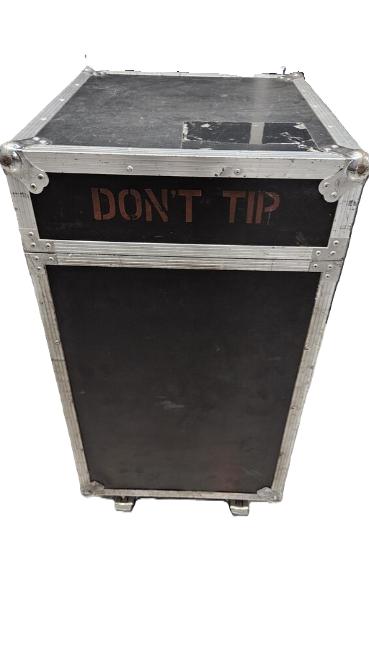 Flightcase regierack 60 x 53 x 104 met schade OCC. EXCL BTW, Ophalen