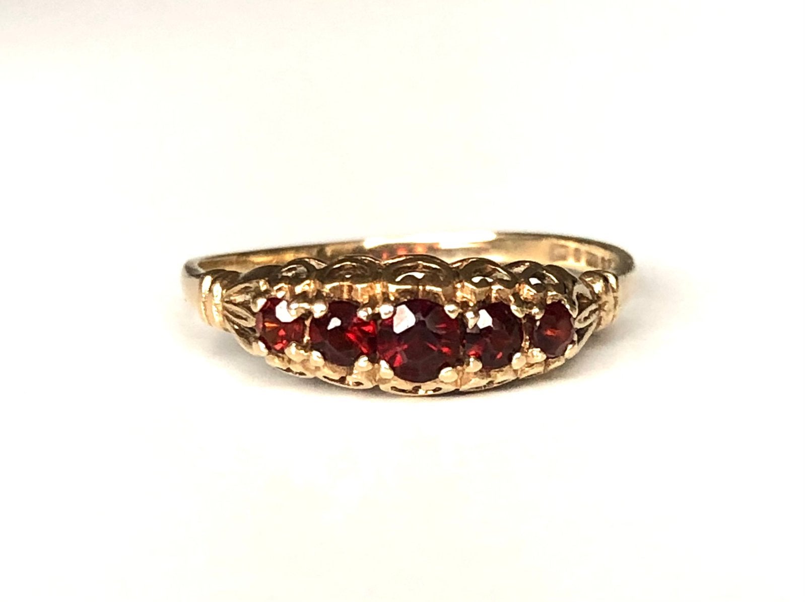 AnnaNina vintage 9k gouden ring granaat granaten maat 17 3/4, Sieraden, Tassen en Uiterlijk, Gebruikt, Ophalen of Verzenden, 17 tot 18