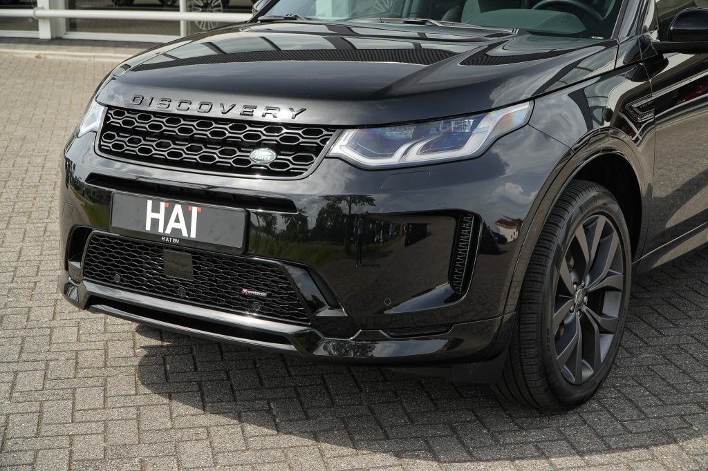 Land Rover Discovery Sport P300e 1.5 R-Dynamic SE I Pano I A, Automaat, 15 kWh, Discovery Sport, Zwart
