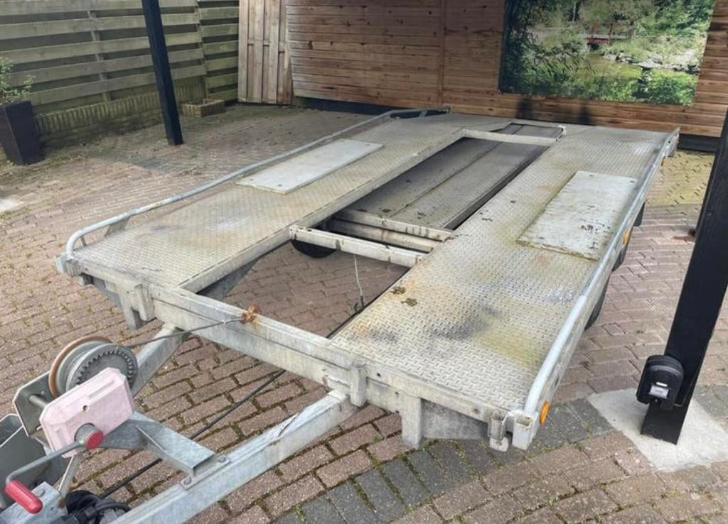 Te huur autoambulance Aanhanger, Ophalen of Verzenden