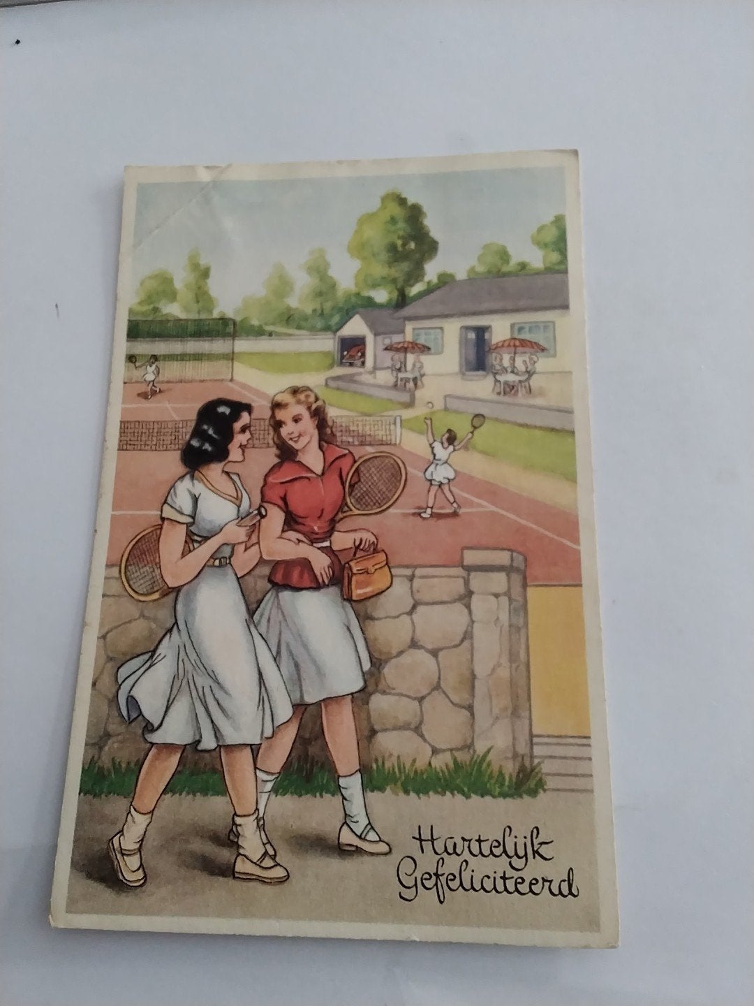 Vintage Ansichtkaart: Tennissters op de baan, Ophalen of Verzenden