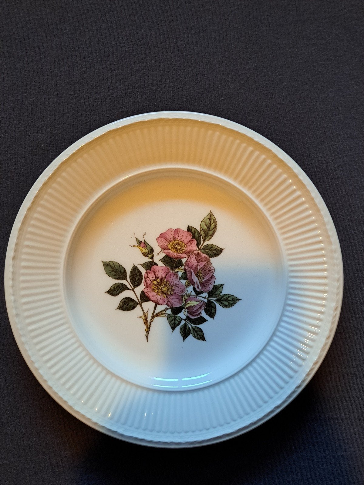 Wedgwood briar rose ontbijtbord 20.5 cm, Ophalen of Verzenden, Zo goed als nieuw, Bord(en), Wedgwood