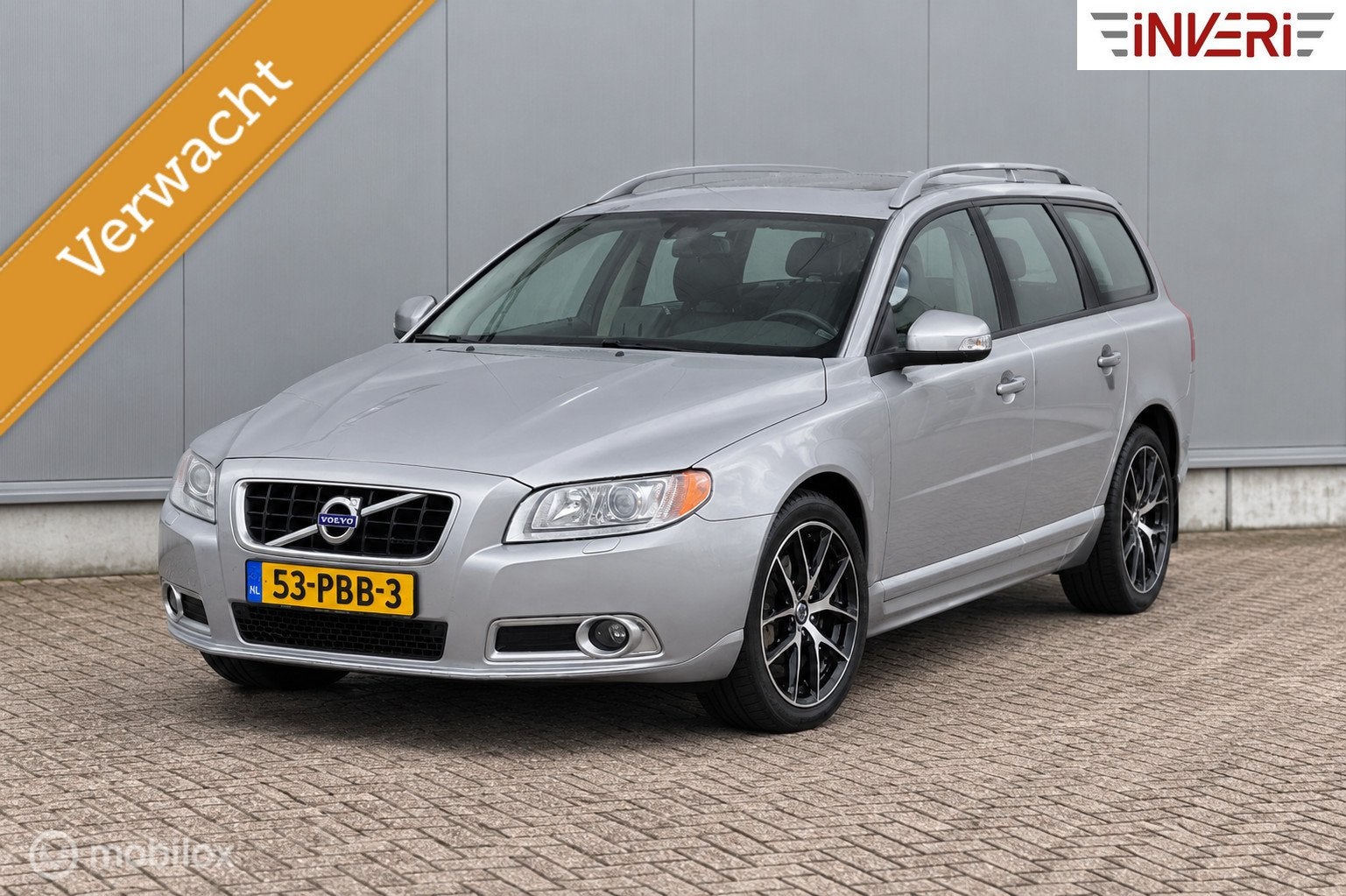 Volvo V70 2.0T R-Edition | Trekhaak | Automaat | NAP | Clima, Auto's, Euro 5, Zwart, 4 cilinders, Automatische klimaatregeling