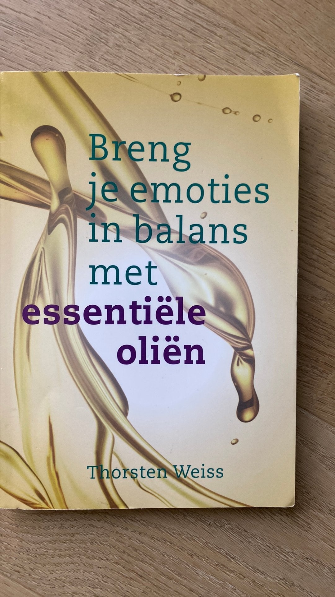 Essentiële oliën, Boeken, Ophalen of Verzenden, Zo goed als nieuw