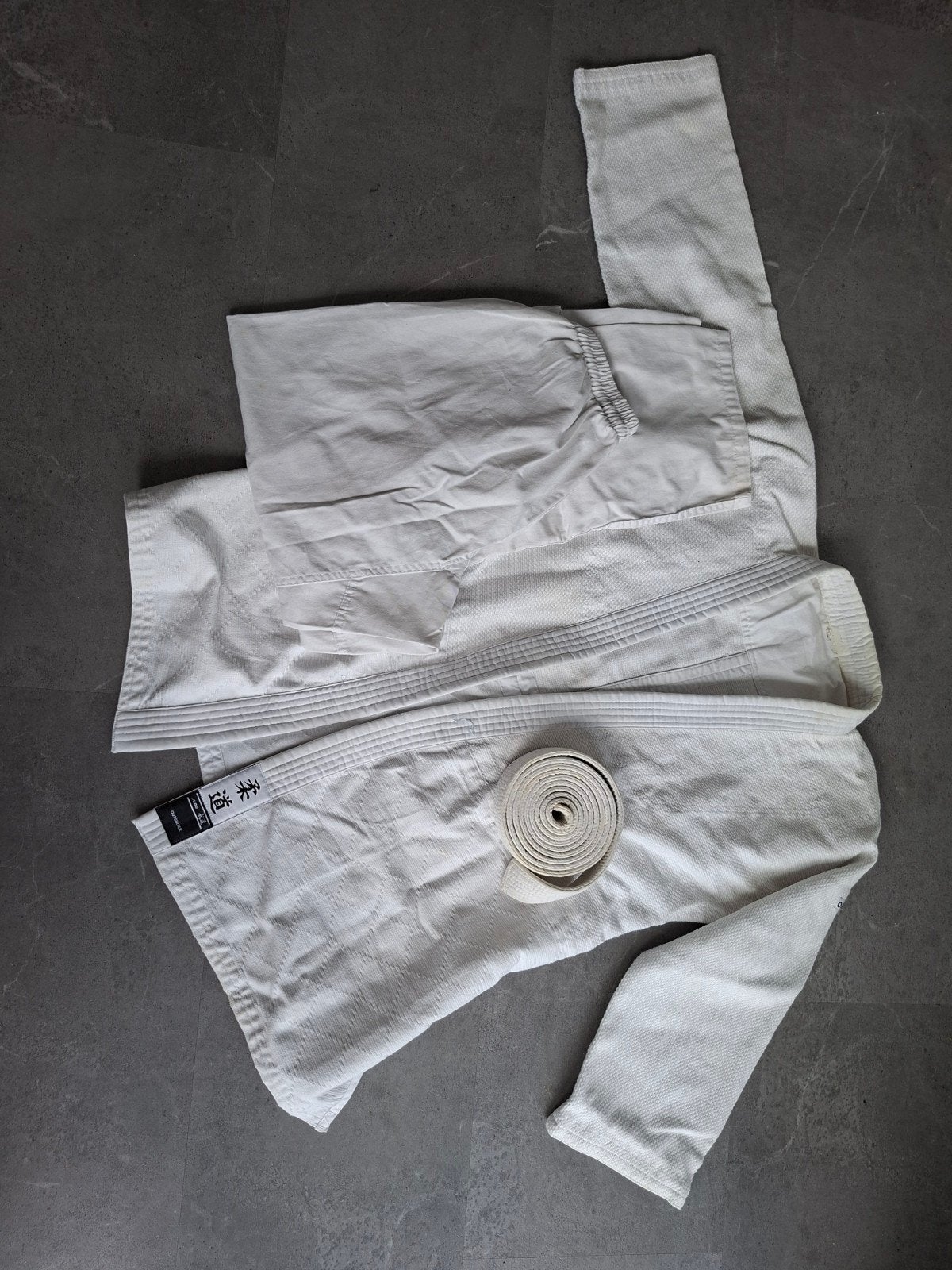 Judopak Decathlon Outshock 170 cm, Sport en Fitness, Vechtsporten en Zelfverdediging, Maat M, Verzenden, Gebruikt, Judo