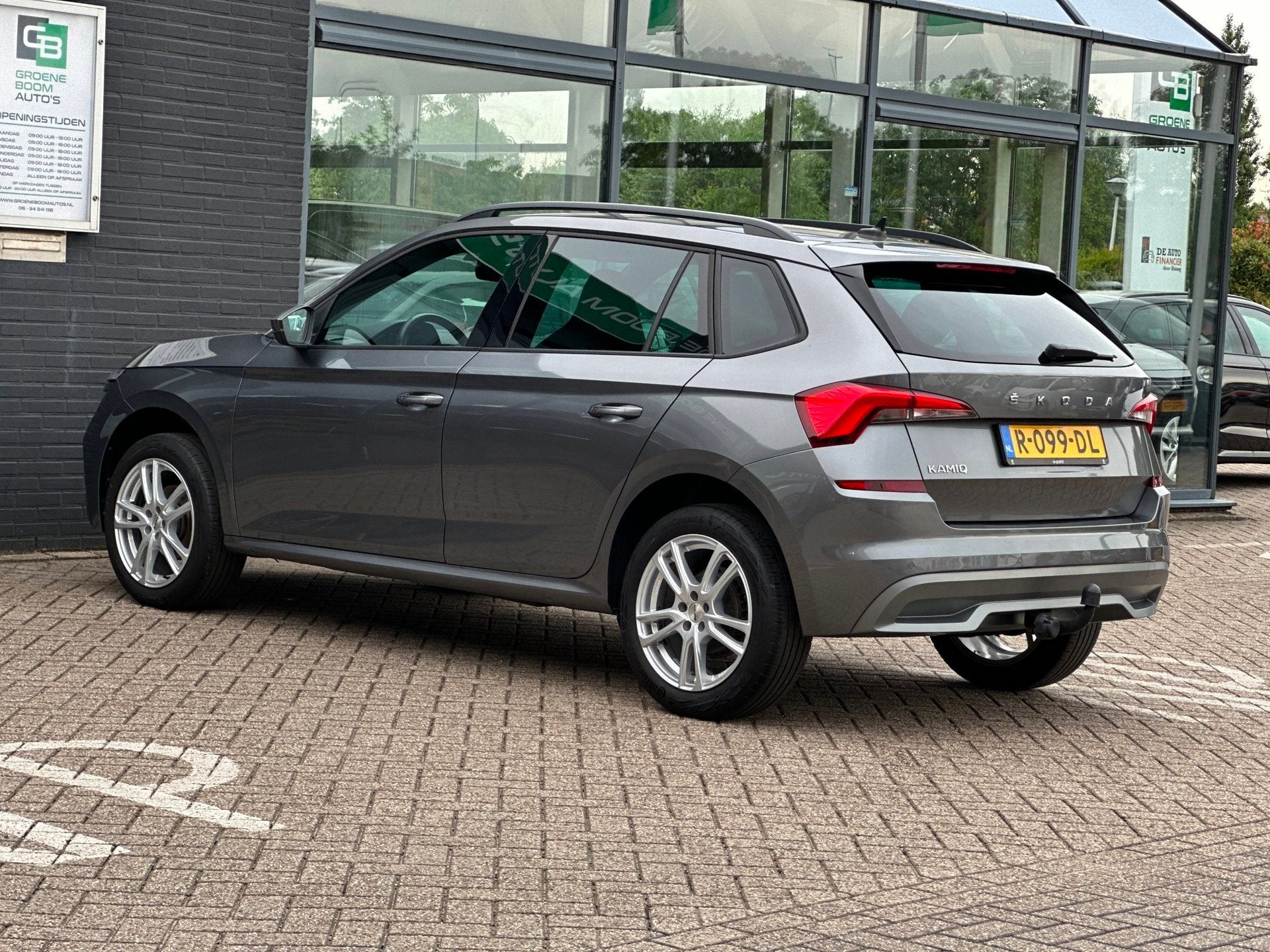 Skoda Kamiq 1.0 TSI Sport Business/1STE EIG/APP-CONNECT/AUTO, Auto's, Stof, Gebruikt, Euro 6, Origineel Nederlands