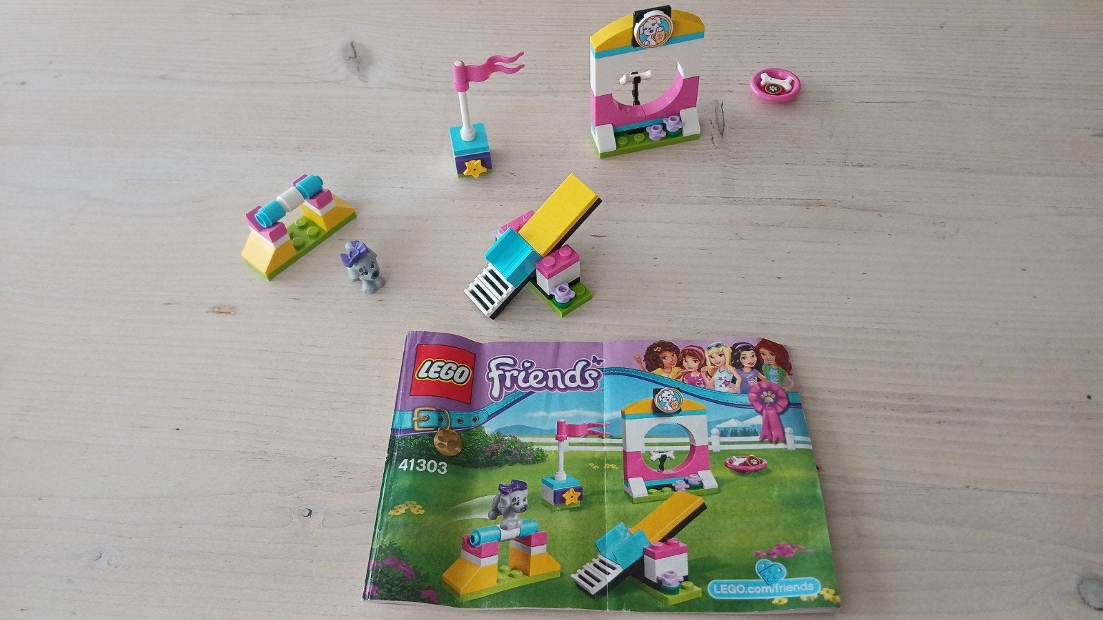 Lego Friends 41303 (compleet), Lego, Friends, Ophalen of Verzenden, Complete set