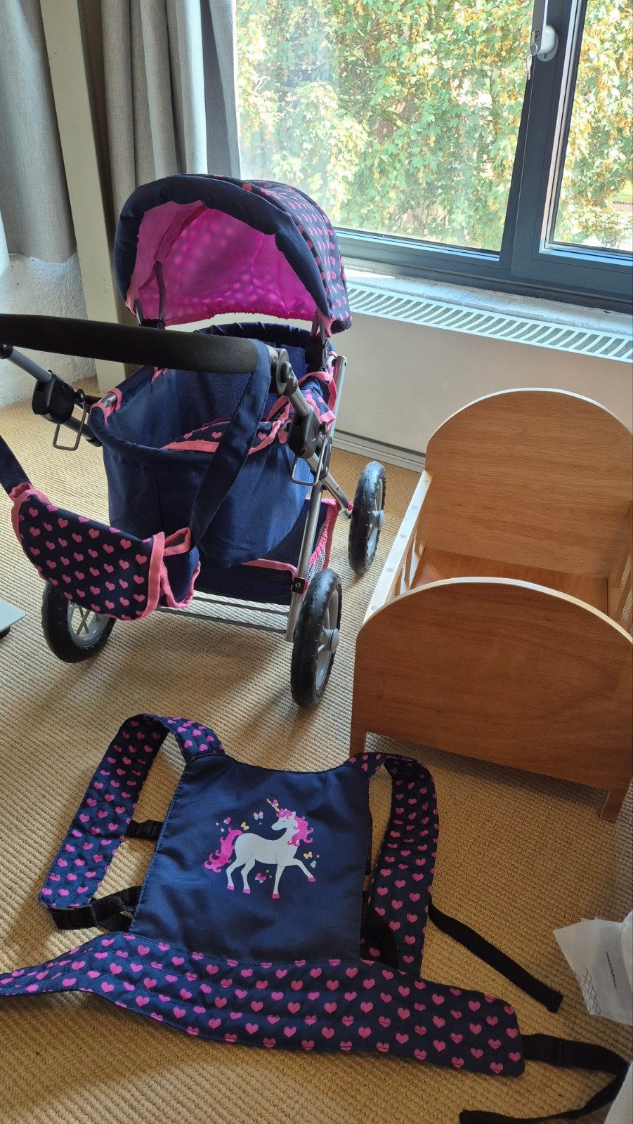 Poppenwagen, poppen draagzak en poppenbed, Ophalen, Zo goed als nieuw, Babypop