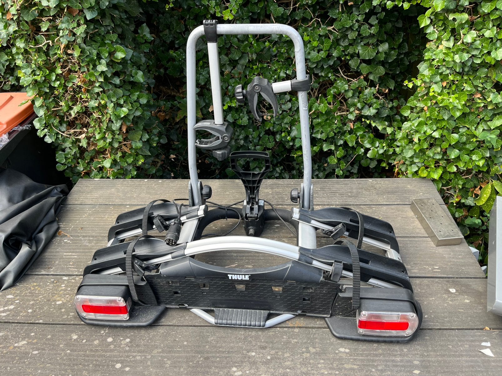 Thule Euroway G2 921, Ophalen, 2 fietsen, Zo goed als nieuw, Trekhaakdrager
