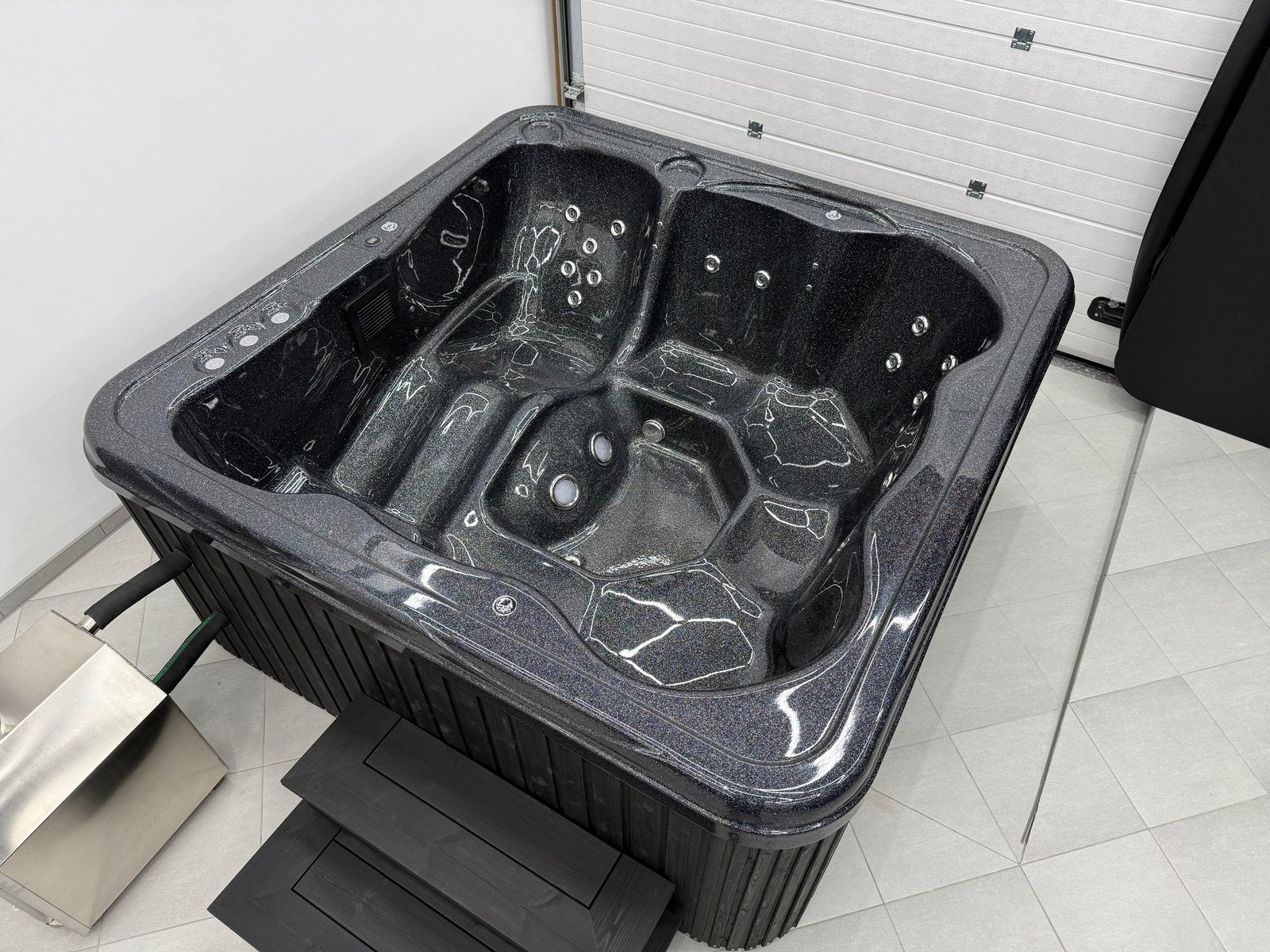MEGA AANBIEDING Luxe vierkante hottub jacuzzi 220x220 cm, Verzenden, Nieuw