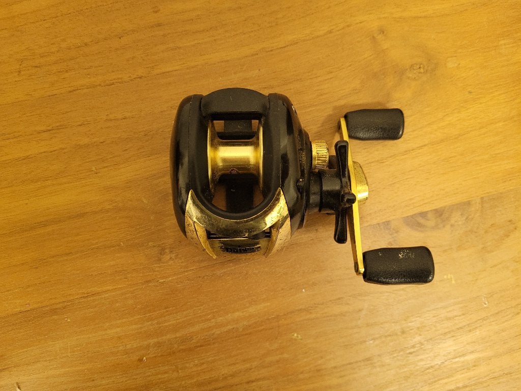 vismolen daiwa cygnus 100.3 zee vissen, Ophalen of Verzenden, Gebruikt, Molen