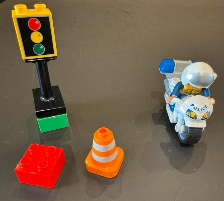 Duplo 5679 Politiemotor, Ophalen of Verzenden, Gebruikt, Complete set, Duplo