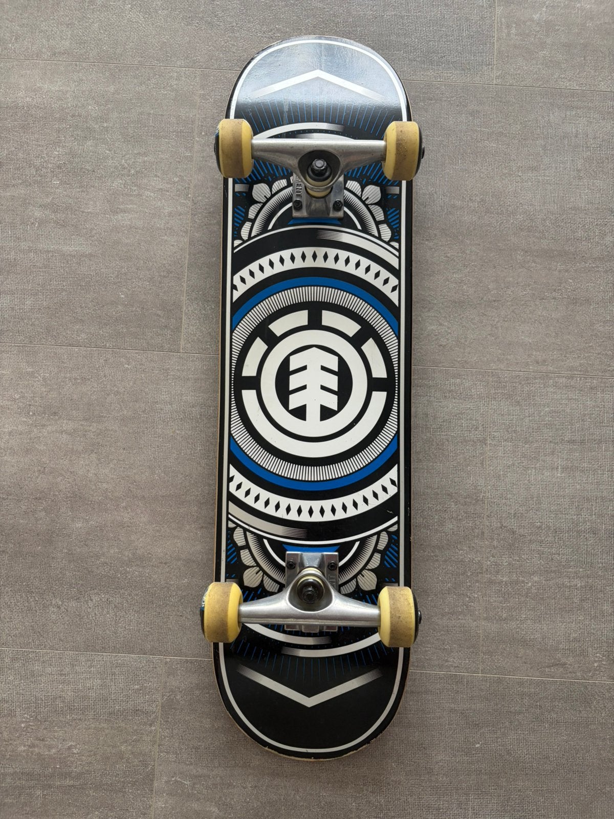 Element skateboard complete, Sport en Fitness, Skateboarden, Ophalen, Gebruikt