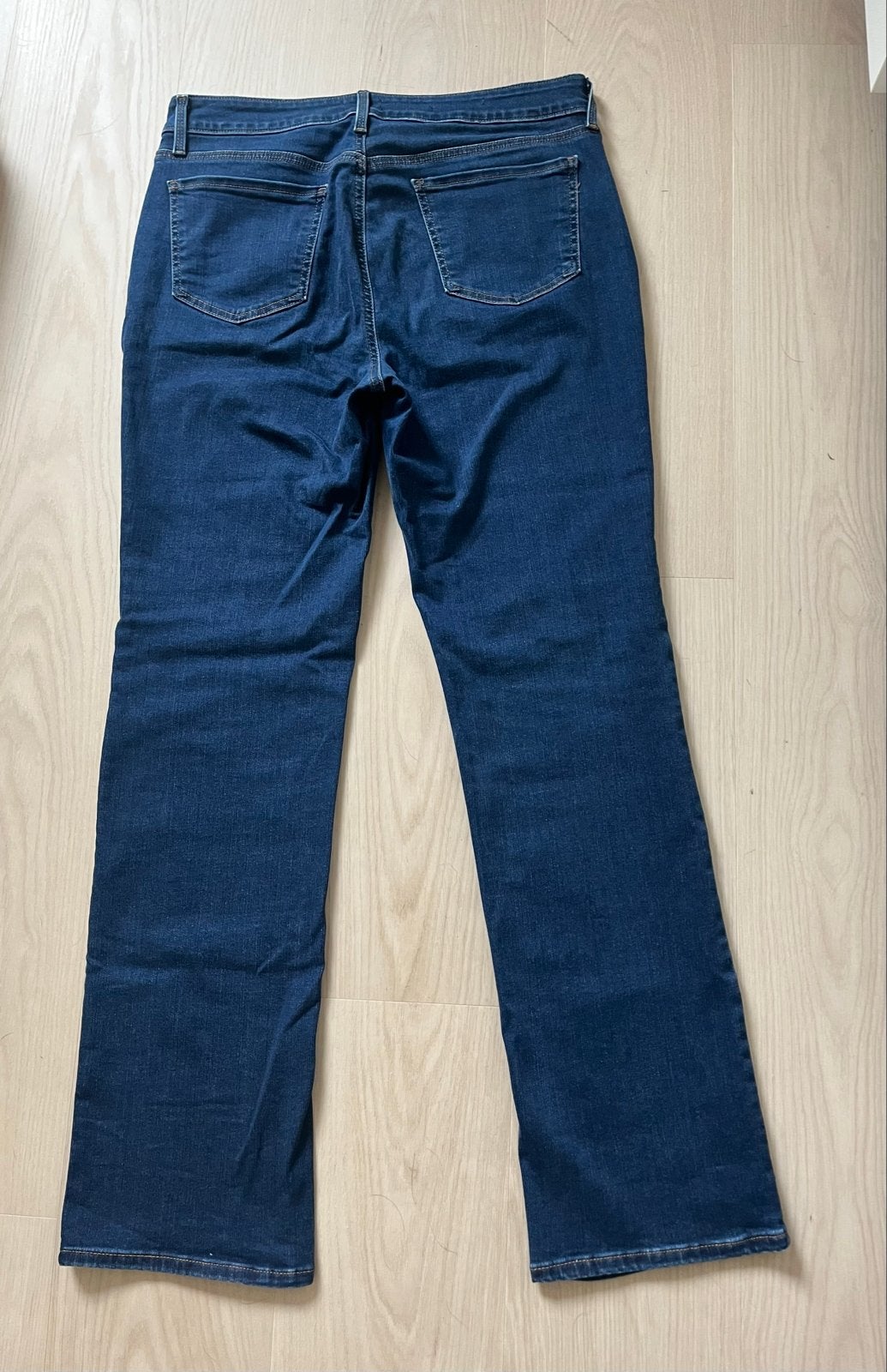 NYDJ Marilyn Straight Denim Quinn Jeans Maat 12, Kleding | Dames, Spijkerbroeken en Jeans, Verzenden, Zo goed als nieuw, Blauw