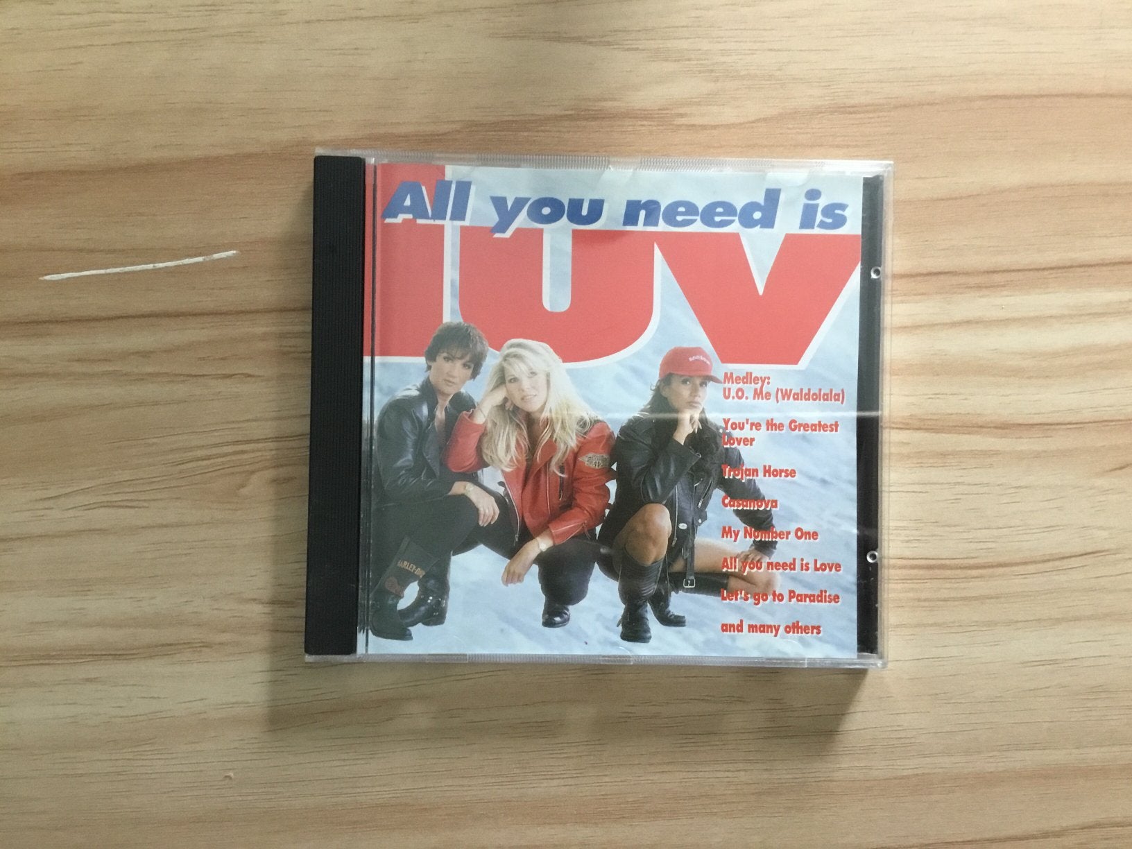 Cd all you need is luv, Cd's en Dvd's, Ophalen of Verzenden, Zo goed als nieuw