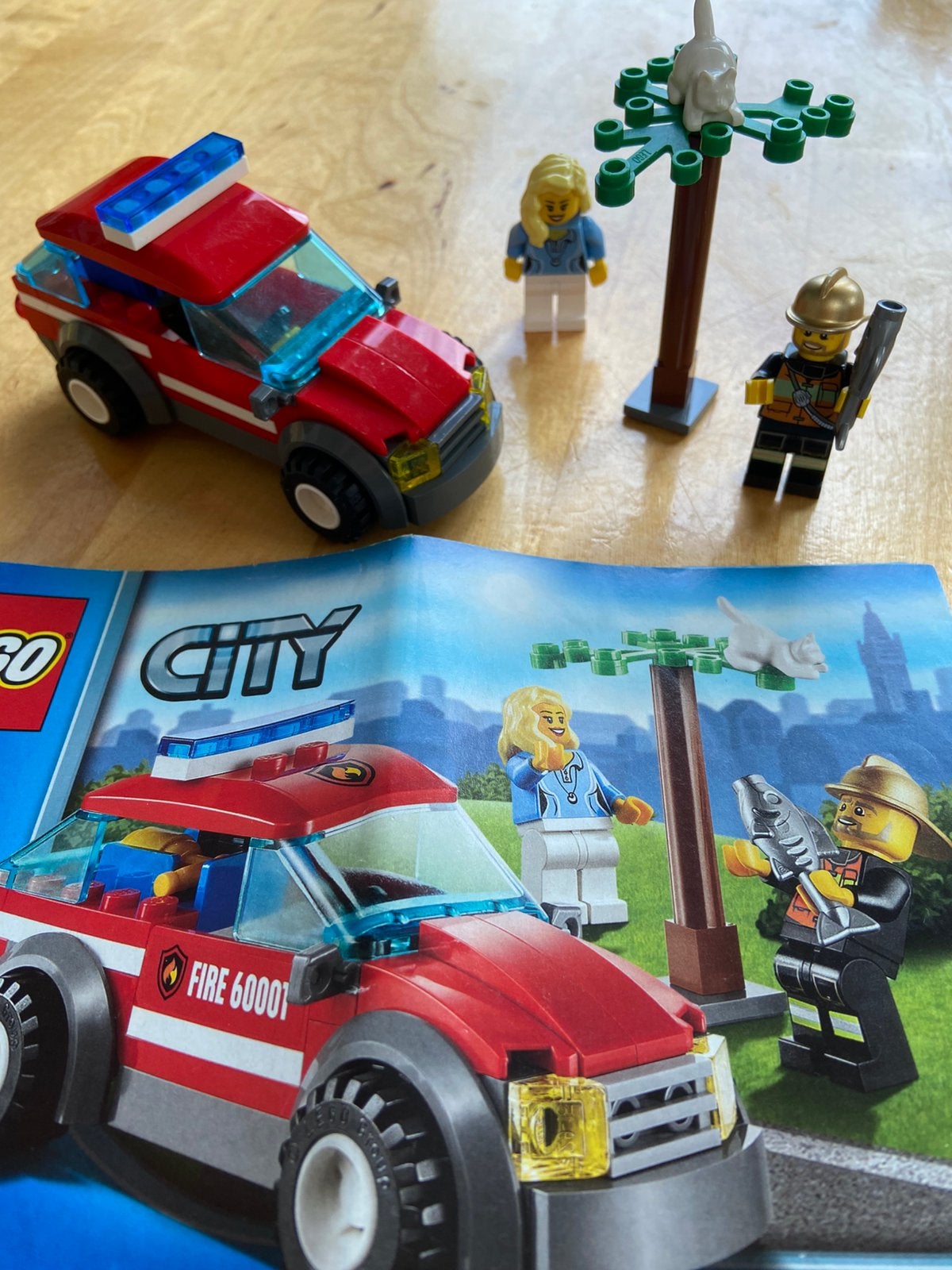 Lego City Brandweerauto (60001), Lego, Ophalen of Verzenden, Complete set, Inclusief instructies