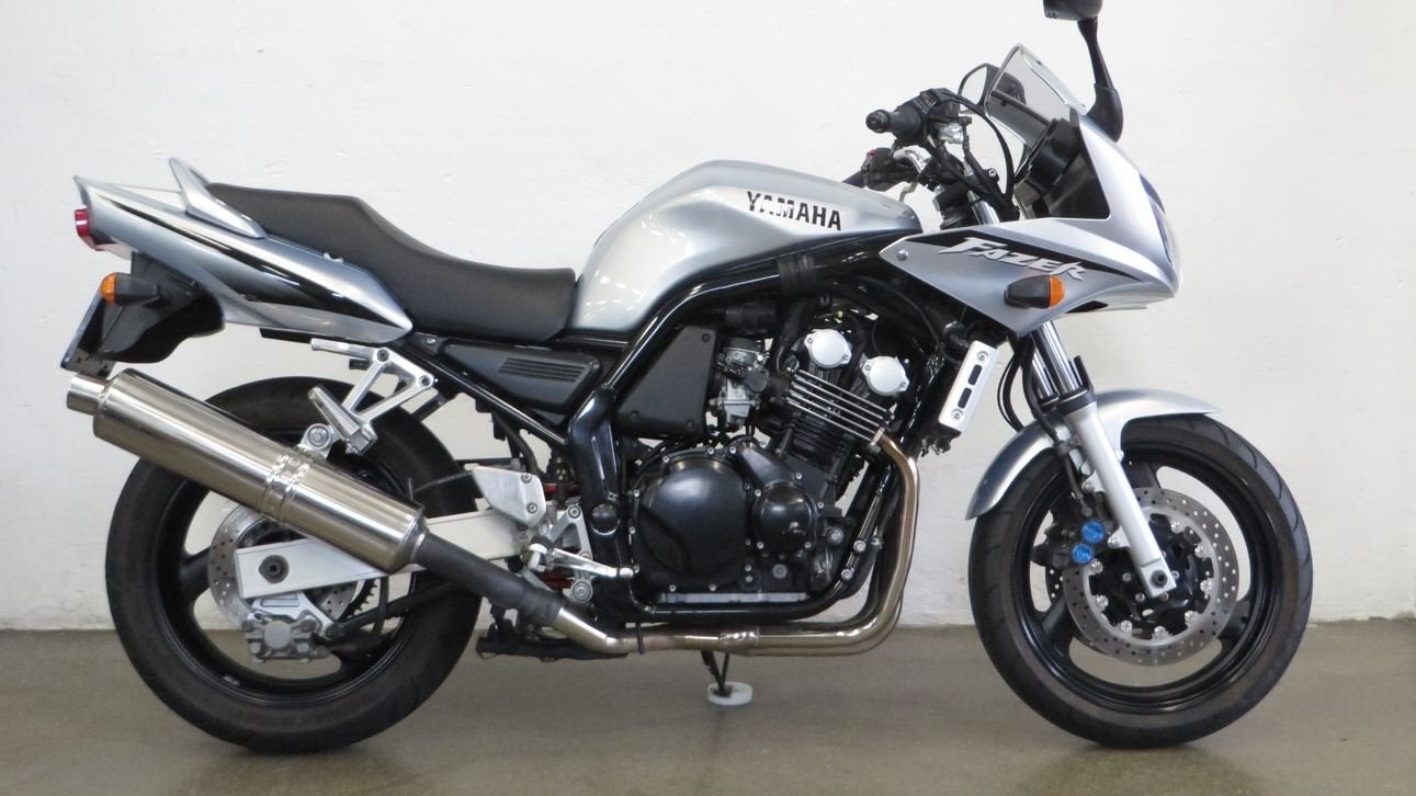 YAMAHA FZS 600 FAZER (bj 2002) 16960 kilometer gereden!, Motoren, 4 cilinders, Motorrijbewijs A, Bedrijf, Onbekend