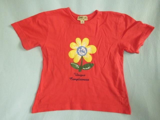 Rozerood T-shirt met bloem John F. Gee maat 122-128, Ophalen of Verzenden, Zo goed als nieuw, Meisje, Shirt of Longsleeve