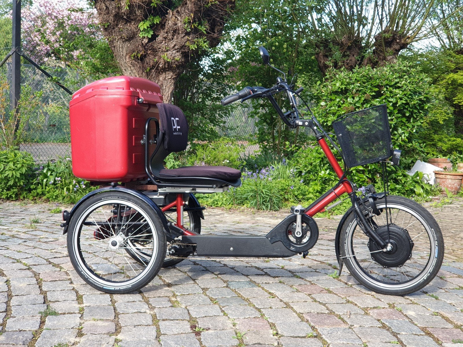 PF Mobility Disco elektrische driewieler met koffer, Fietsen en Brommers, Fietsen | Driewielfietsen, Ophalen of Verzenden, Zo goed als nieuw