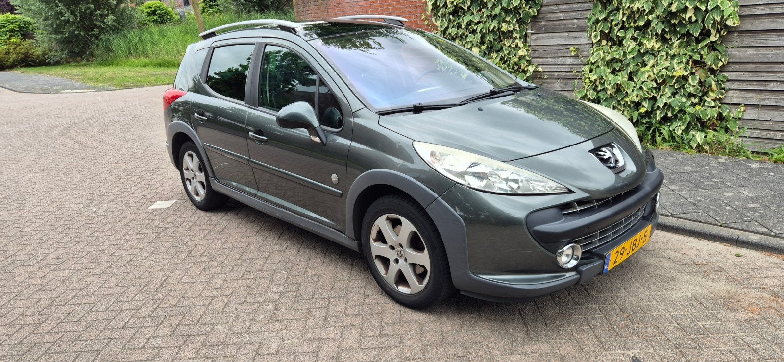 Peugeot 207 1.6 16V SW 2009 Grijs/pano/trekhaak/NAP, Auto's, Peugeot, Particulier, ABS, Airbags, Airconditioning, Centrale vergrendeling