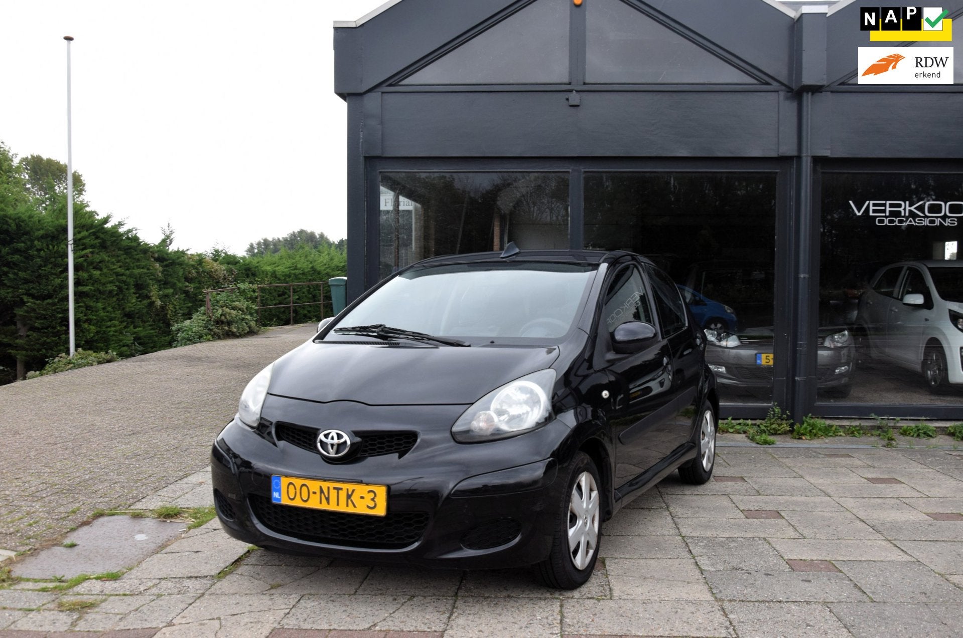 Toyota Aygo 1.0-12V Comfort Carplay, Auto's, Voorwielaandrijving, Euro 5, Gebruikt, Origineel Nederlands