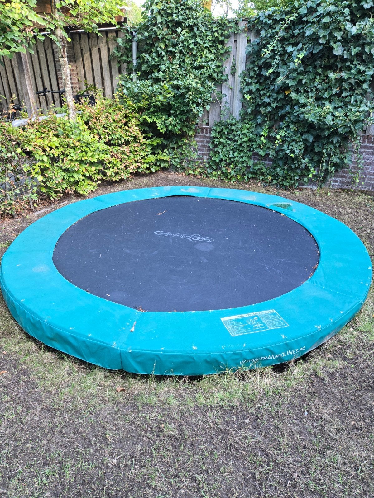 Trampoline Van Cranenbroek (ingraafmodel)